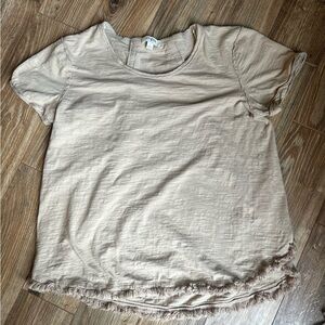 Umgee Tan Short Sleeve Top with fringe detail Women’s Size S